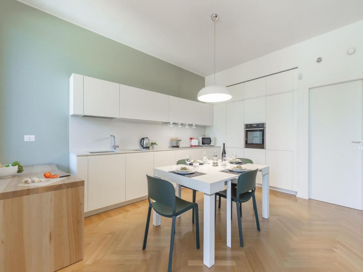 The Best Rent - Spacious Three-Bedroom Apartment With Terrace Milán Exterior foto